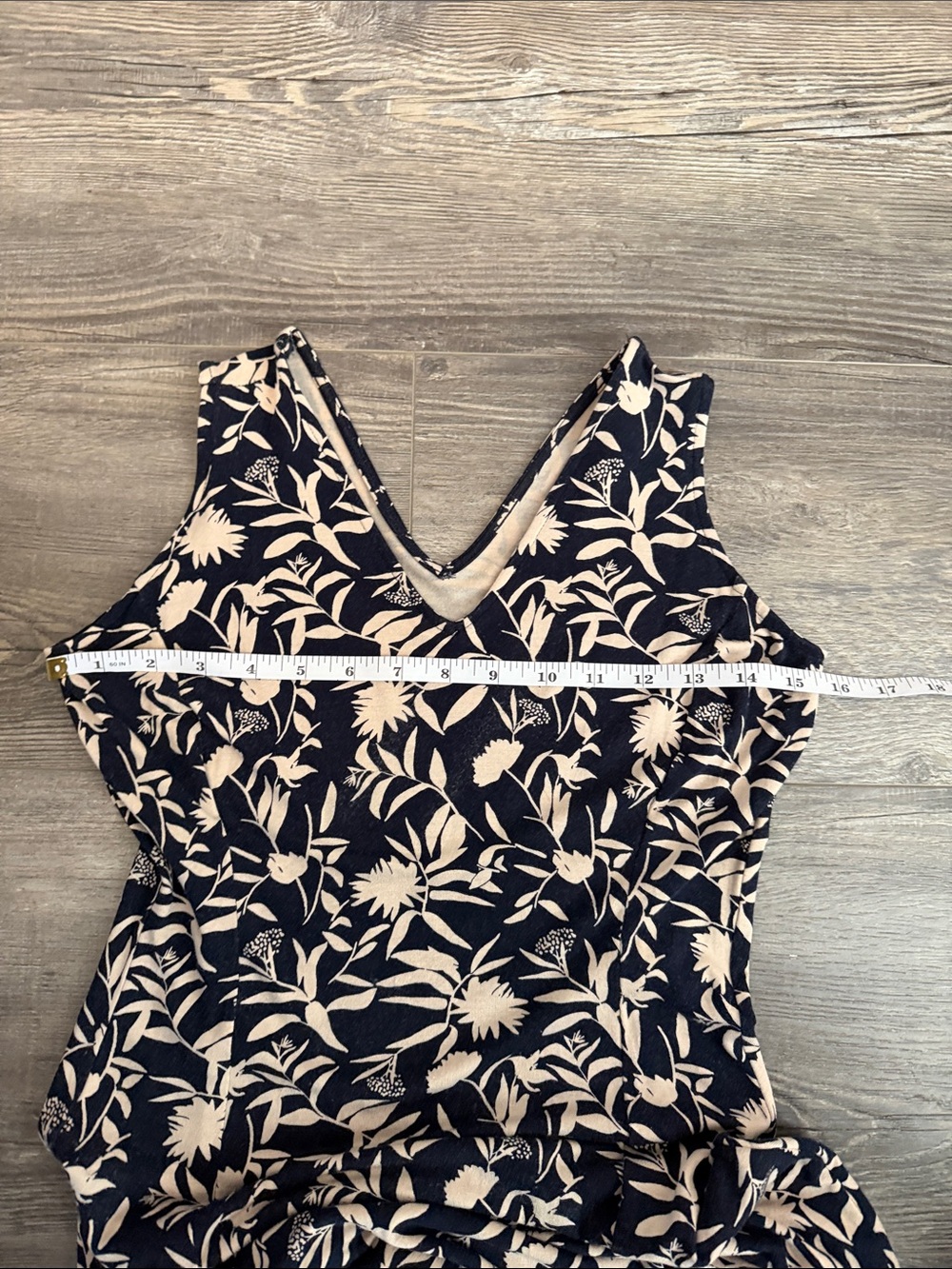 Hudson North Navy and Cream Floral Maxi Dress - Picture 2 of 3